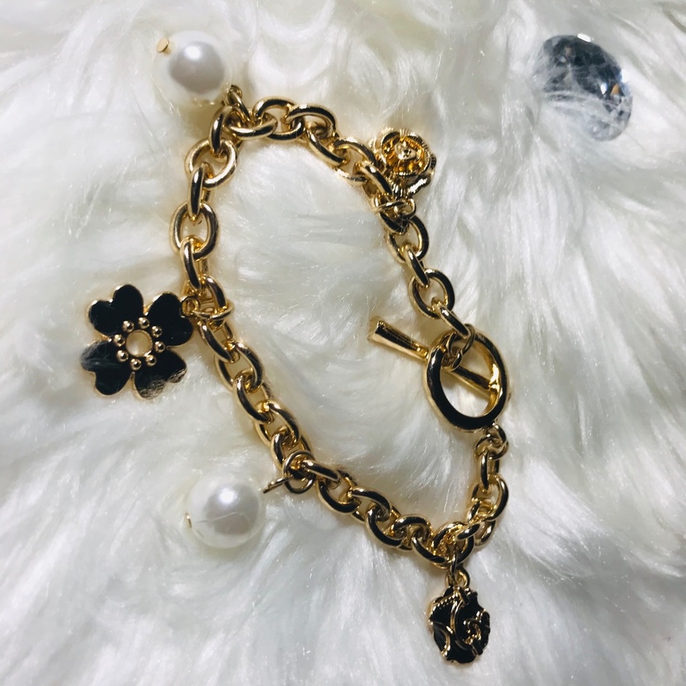 ❤️ gold link chain charm bracelet ❤️